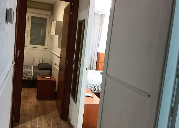 아파트 En El Centro Encima De Piscina Palafox *